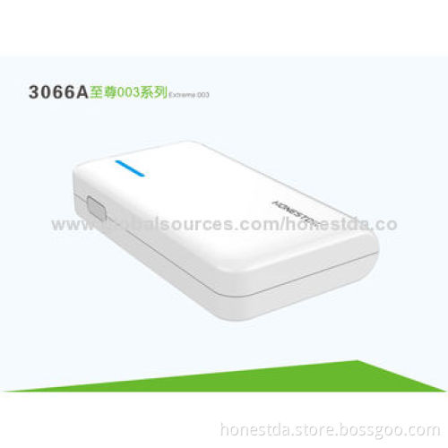Dual-USB Output 6,600mAh Backup Battery/Power Bank
